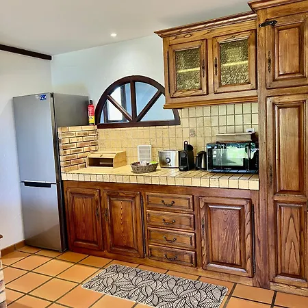 La Maison Lou Nis - 8 Personnes - Piscine Lestelle-Bétharram
